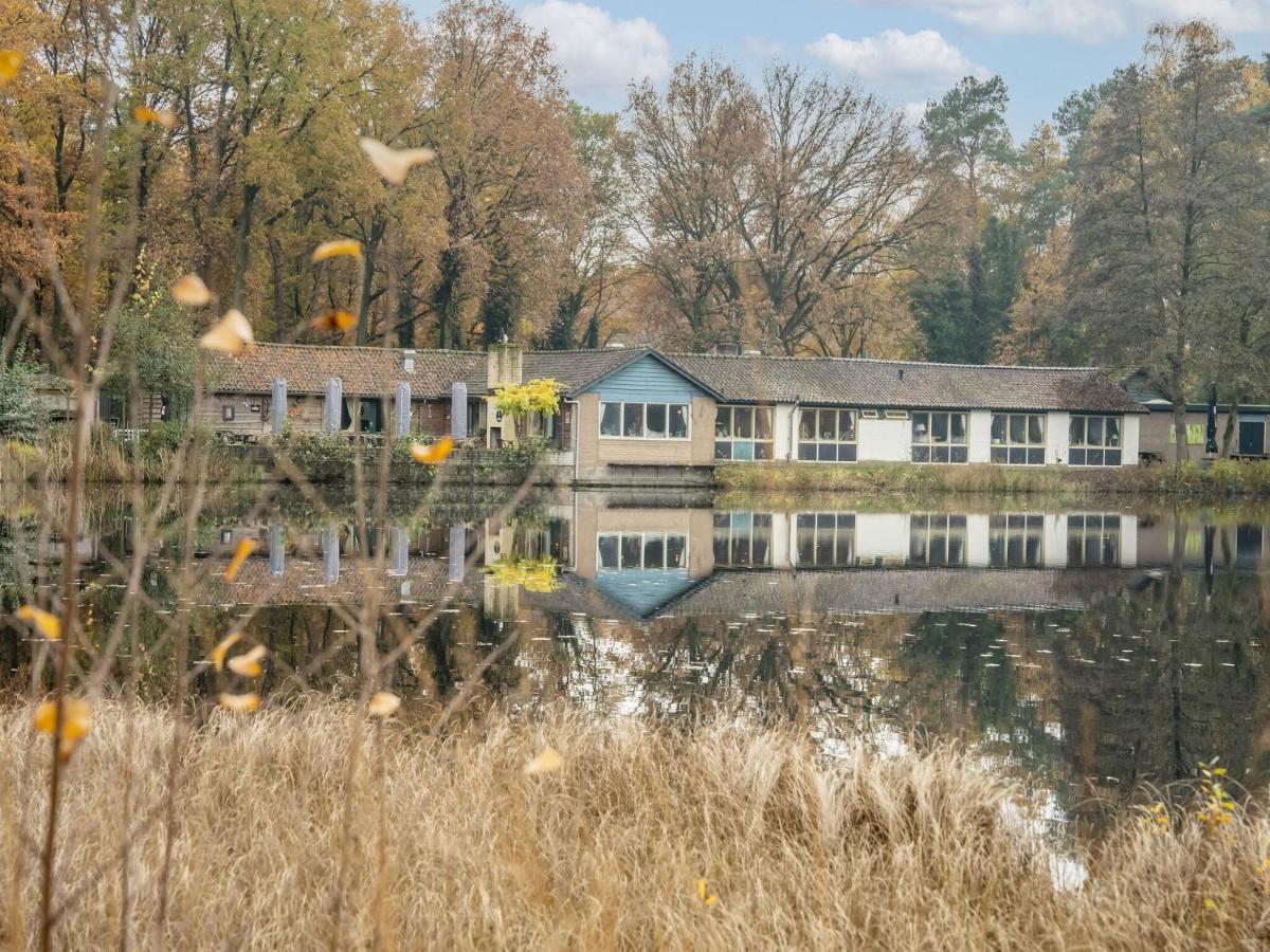 Modern Holiday Home In Stramproy In The Forest Esterno foto