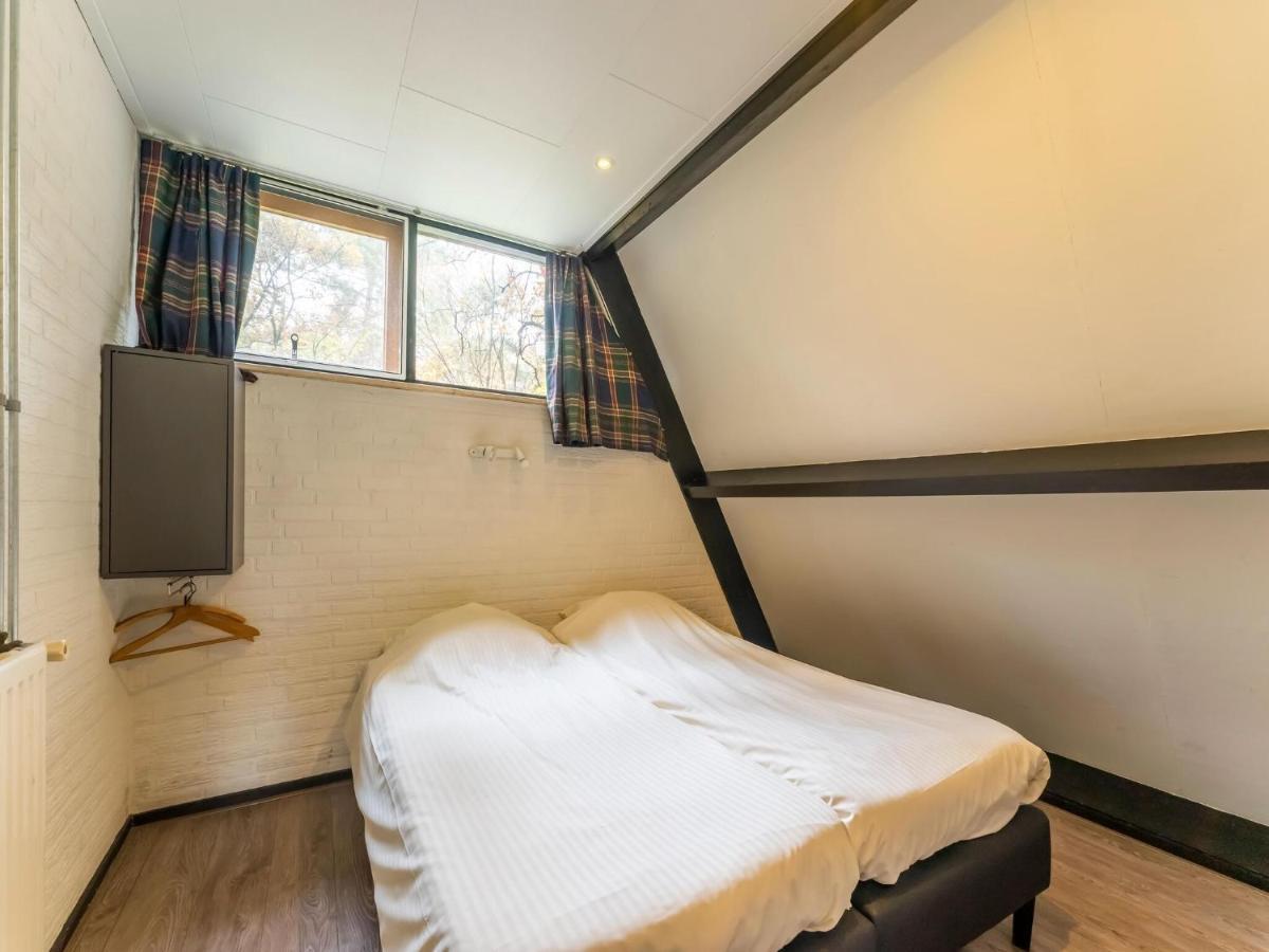Modern Holiday Home In Stramproy In The Forest Esterno foto