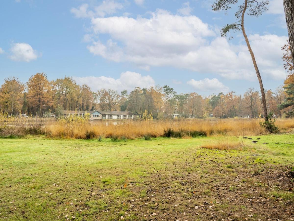 Modern Holiday Home In Stramproy In The Forest Esterno foto