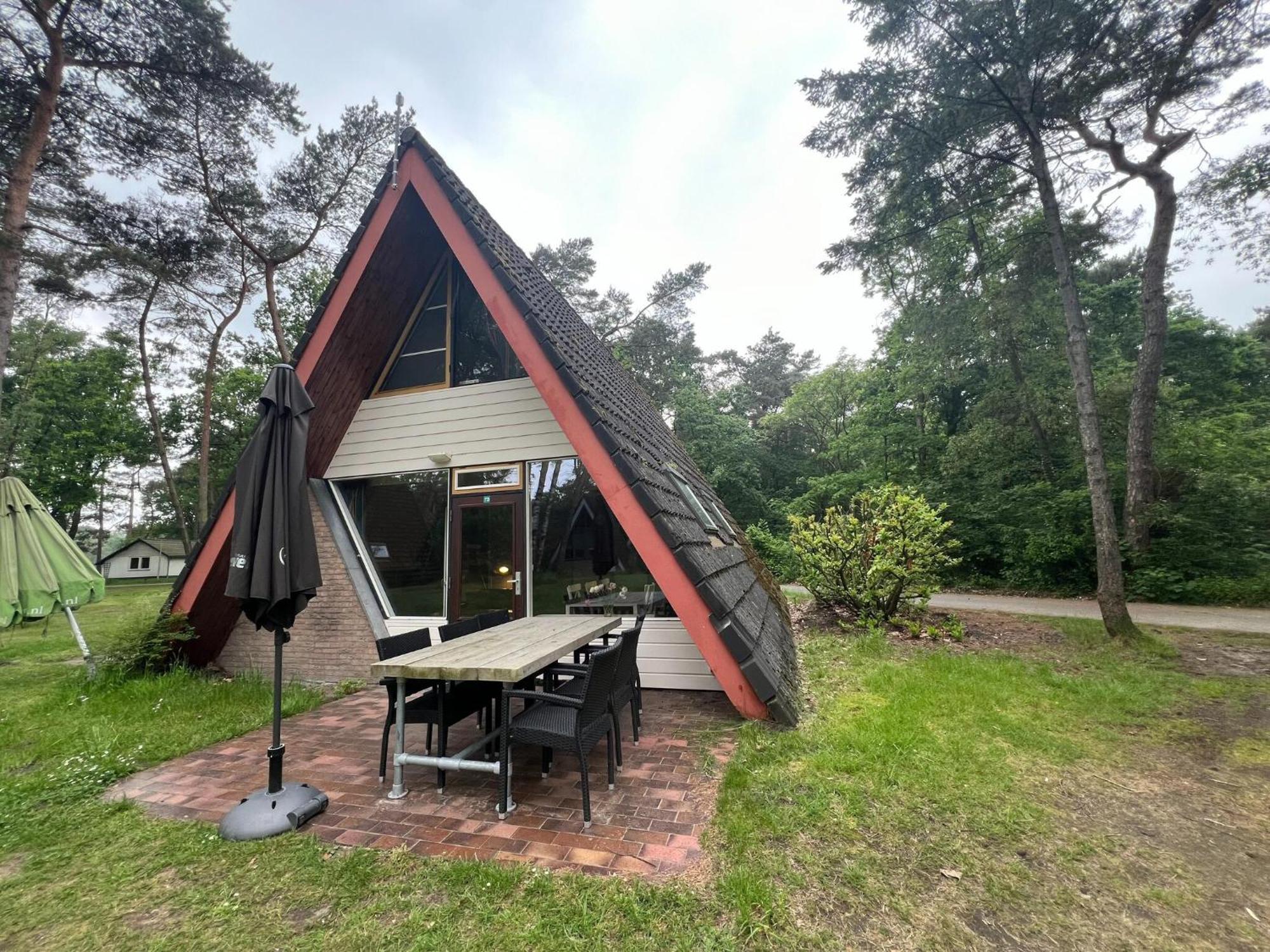 Modern Holiday Home In Stramproy In The Forest Esterno foto