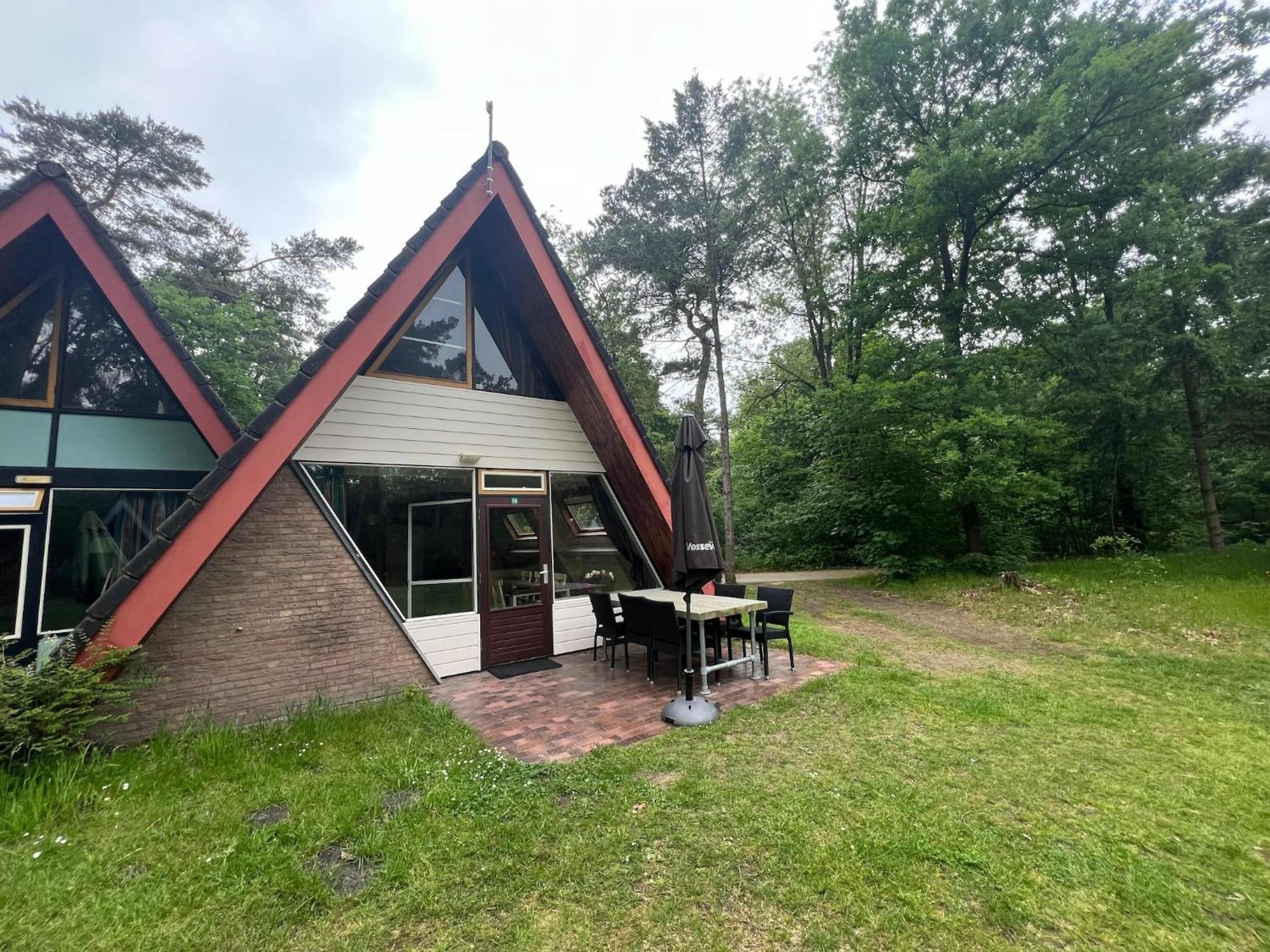 Modern Holiday Home In Stramproy In The Forest Esterno foto
